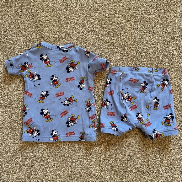 SOLD Gap x Disney Mickey PJs 12-18M - Picture 3 of 3